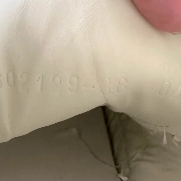 Gucci Women’s Sneakers Size 36 - Picture 7 of 8